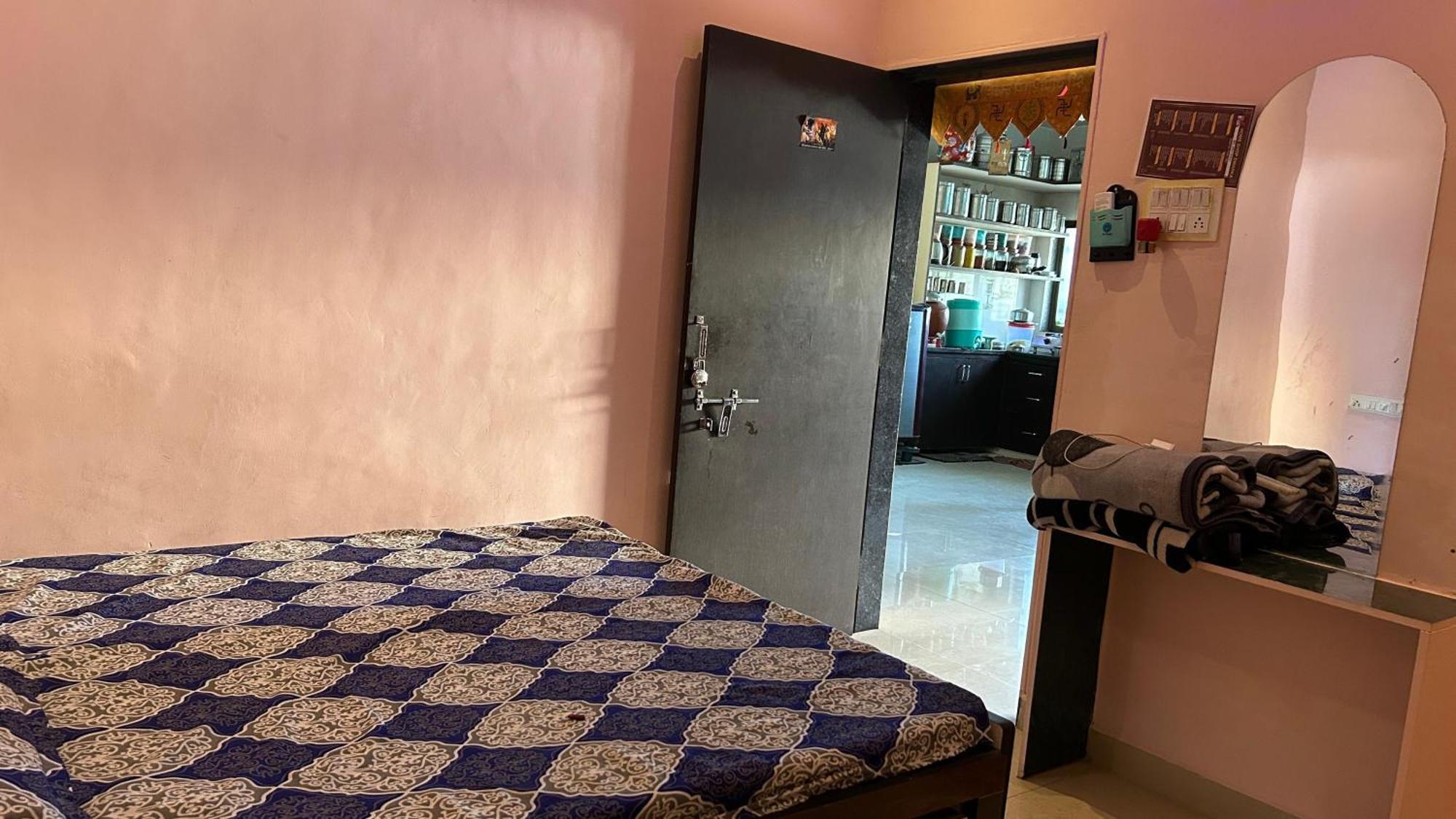 Dwarka Home Stay 2 Only Family Εξωτερικό φωτογραφία